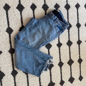 Abercrombie Maternity Ankle Straight Jeans in Medium Wash (PETITE!!)